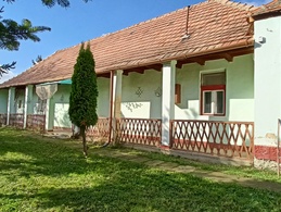 Hangulatos féltornácos családi ház gondozott telken, a Zsóry- Fürdőhöz közel.. - Kép 16.